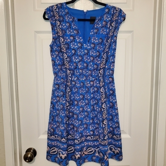 J. Crew Border Print Vibrant Blue Silk Dress Sz 2 - Picture 3 of 13